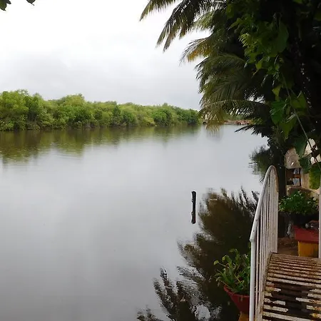 Serene Waters Homestay Goa Panaji Exterior photo