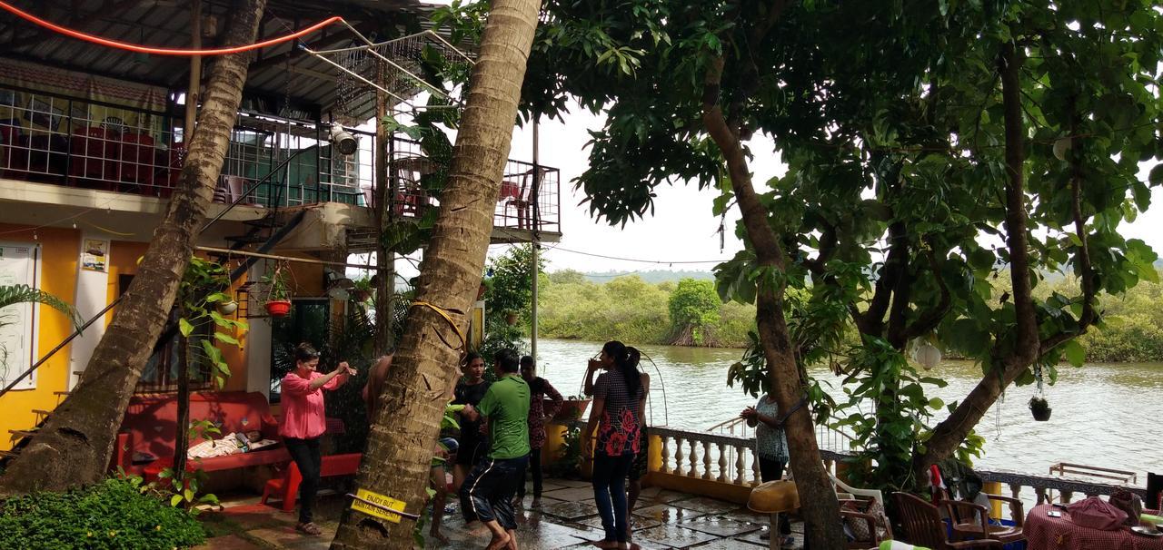 Homestay Serene Waters Goa *